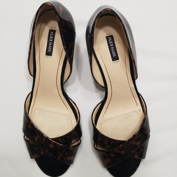 Alex Marie Pump - Picture 5 of 8